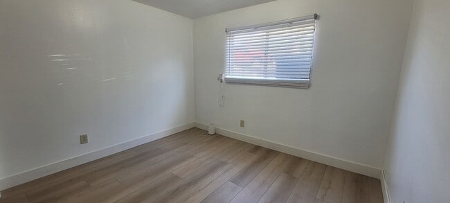 Building Photo - 2 Bedroom Unit in Provo