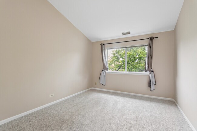 Building Photo - 8167 Ripple Ridge