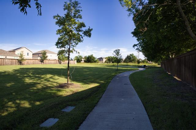 Building Photo - 605 Grenada Lk Dr