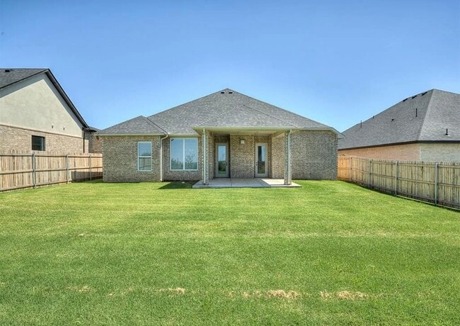 Building Photo - 15409 Caspian Ln