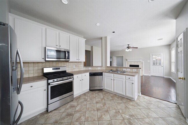 Building Photo - 5602 Beaver Pass Ln