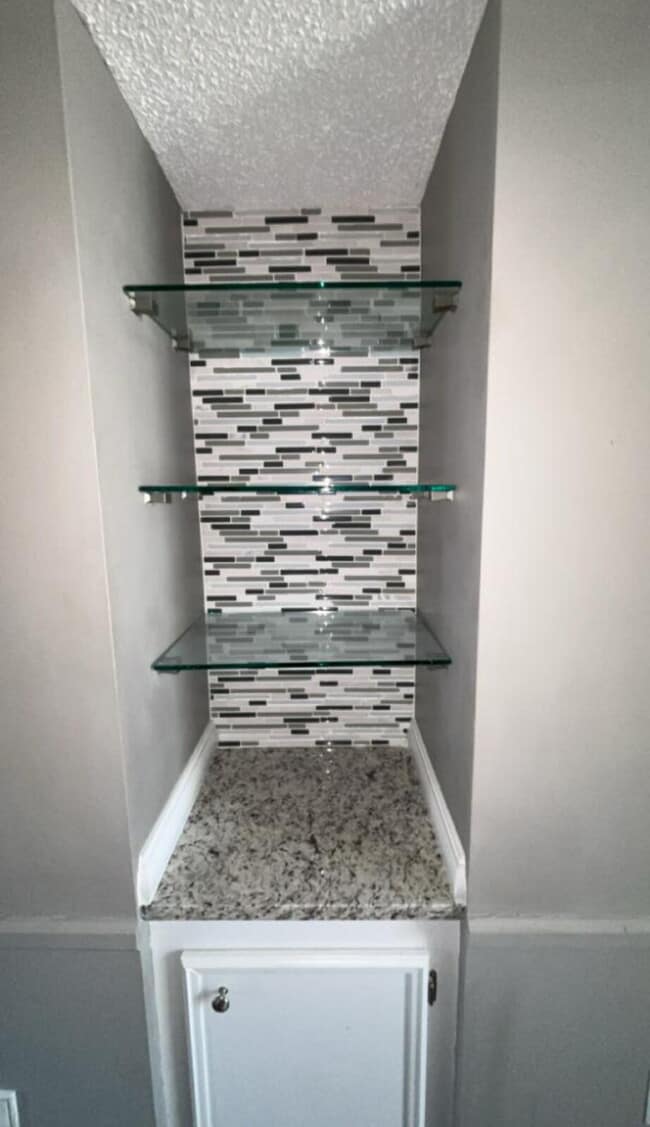 Building Photo - Reservoir living with utilities included for $2200!!