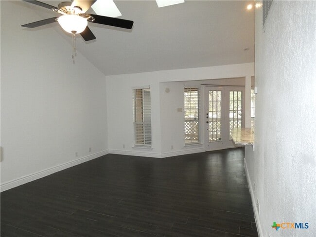 Building Photo - 14745 Babcock Rd