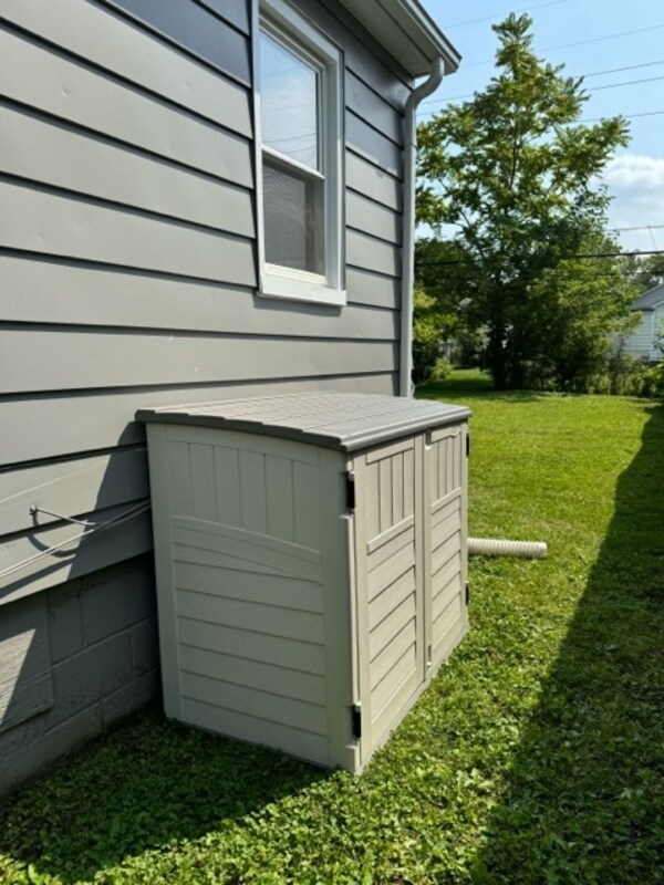 Building Photo - 346 E Bernhard Ave