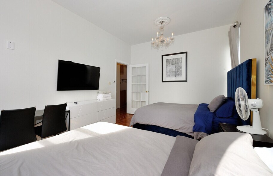 Building Photo - 1503 1st Ave