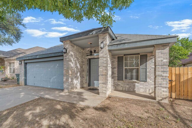 Building Photo - 1629 Sweden Ln