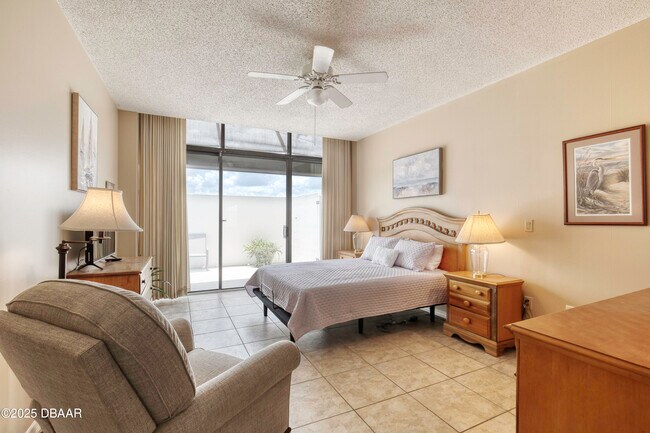 Building Photo - 1601 N Central Ave