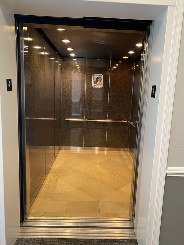 Building Photo - 1581 Spring Gate Dr