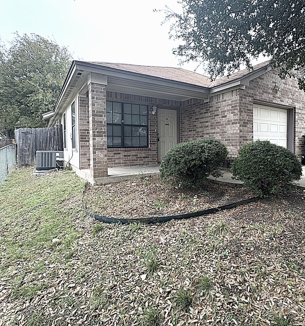 Building Photo - 931 Rosewood Dr