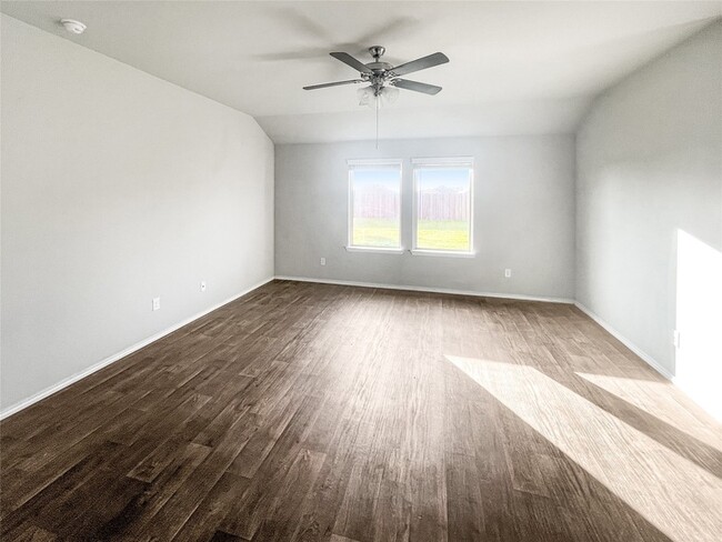 Building Photo - 5906 Warm Bungalow Ln