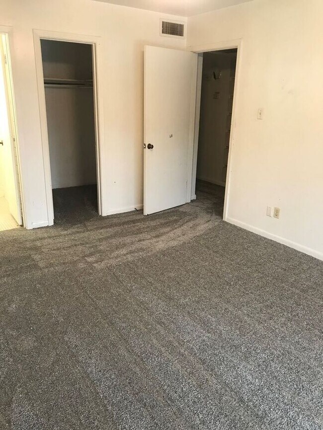 GREAT FAIRFIELD OAKS CONDO 3820 Fairfield Ave Shreveport LA 71104