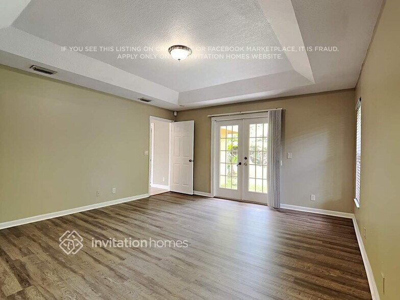 Building Photo - 116 La Mancha Ave