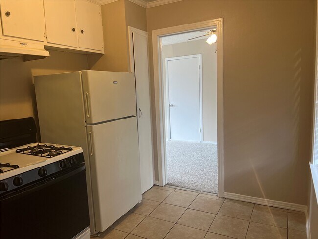 Building Photo - 13307 Force St