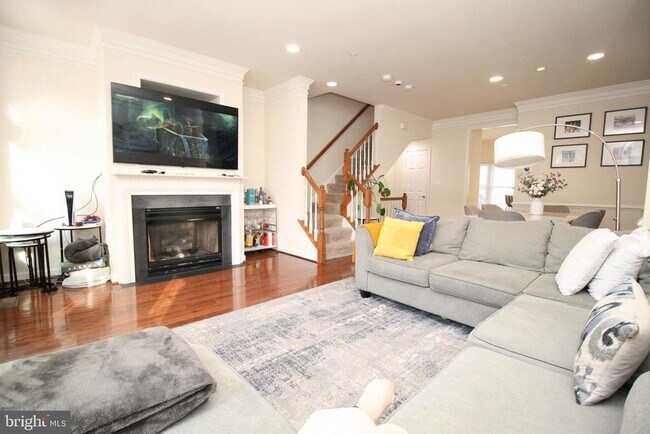 Building Photo - 326 Casey Ln