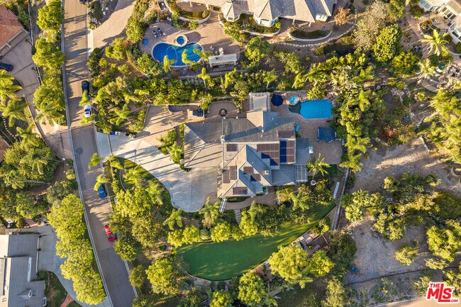 Building Photo - 2428 Oak Canyon Pl