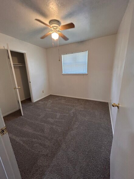 Bedroom - 4023 Springmeadows St