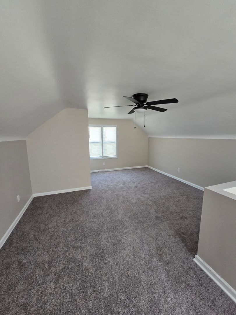 Building Photo - Freshly Renovated Single Family Home In Detroit Ready For Section 8 Lease!