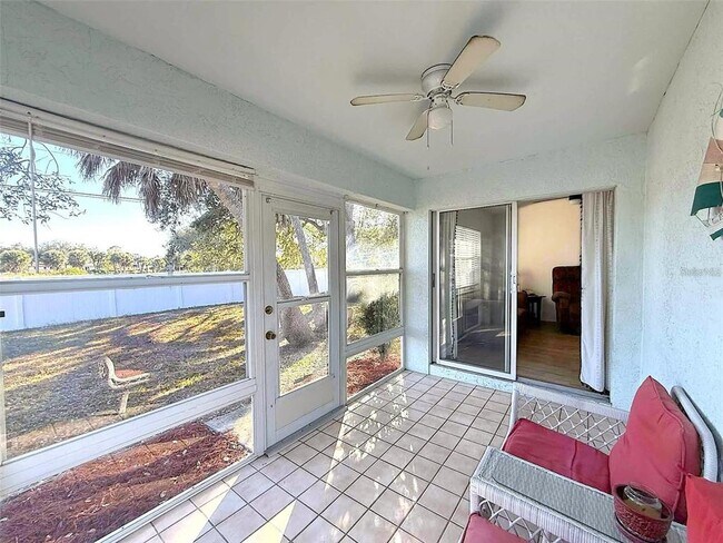 Building Photo - 504 Rose Apple Cir