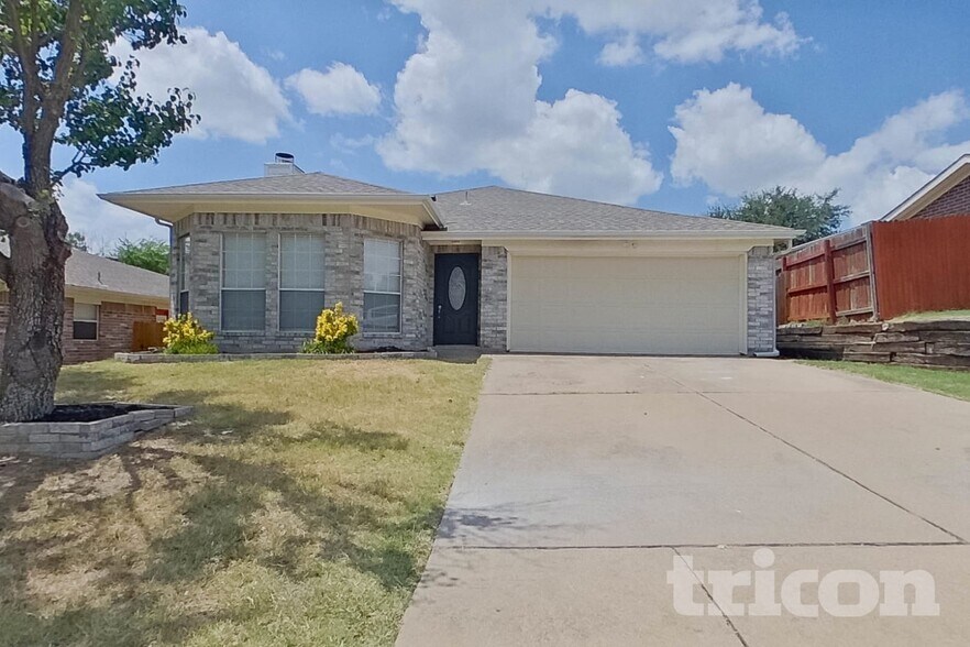 Building Photo - 6429 Riverwater Trail