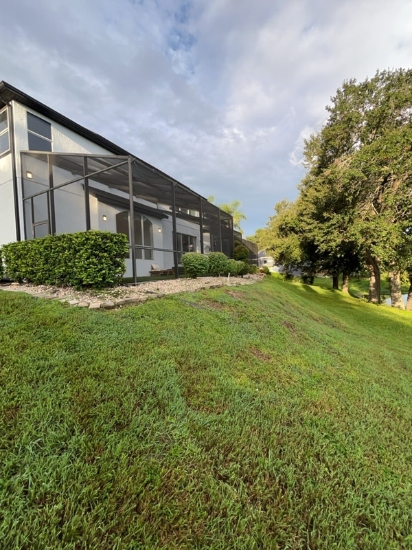 Building Photo - 8131 Vineland Oaks Blvd