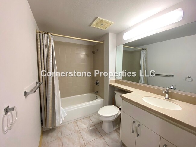 Building Photo - 3054 Ala Poha Pl