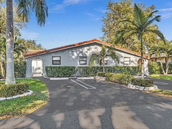 Building Photo - 3880 NW 79th Ave