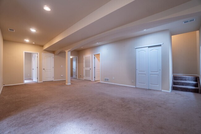 Building Photo - Move in ready home on Kettle Drum