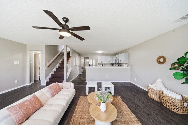 Building Photo - 14422 Leafy Tree Dr