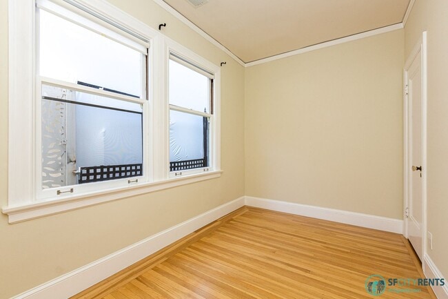 Building Photo - Pacific Heights: Remodeled Single Family H...