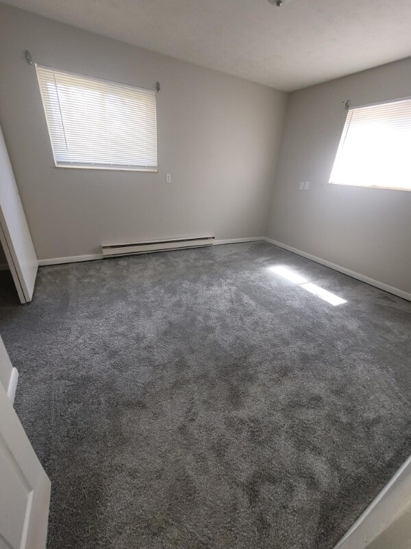 Building Photo - 1804 Woodlawn Ave NW