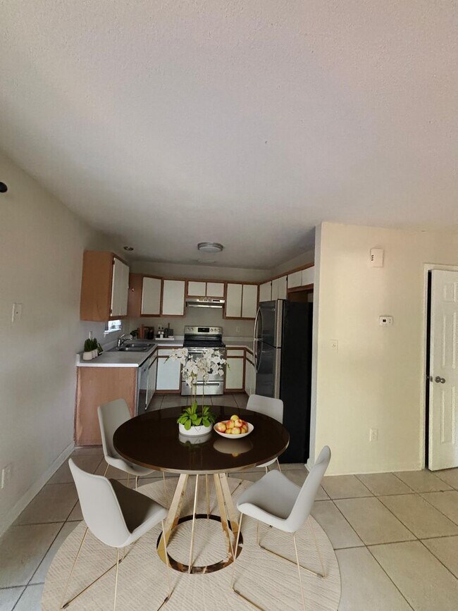 Building Photo - GREAT PRICE! 2BR Condo – Close to UNCW, Wr...