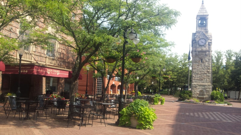 Building Photo - 288 E 1st St