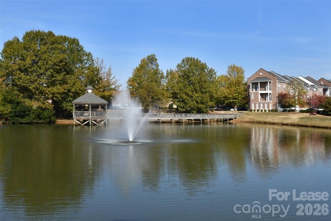 Building Photo - 8643 Beaver Creek Dr