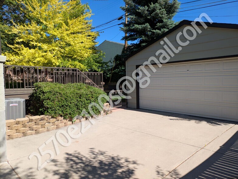 Garage - 2570 East 2100 South