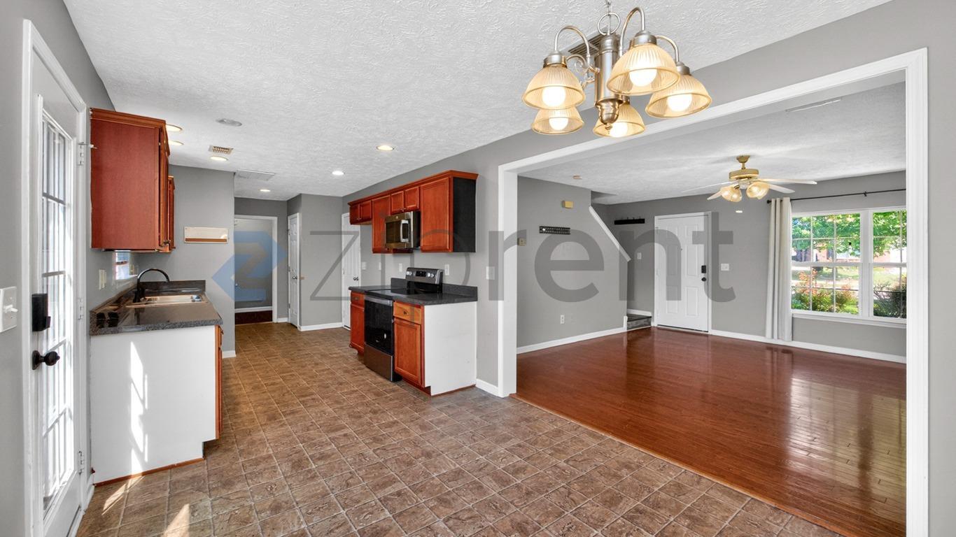 Building Photo - 4041 Sequoia Trail