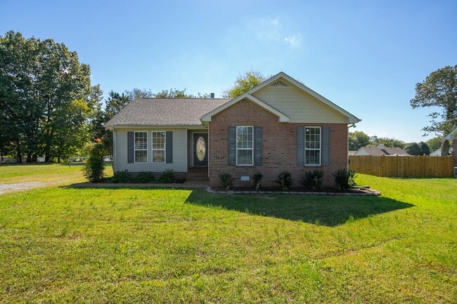 Building Photo - 112 Heritage Dr