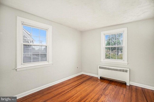Building Photo - 404 E Jefferson St