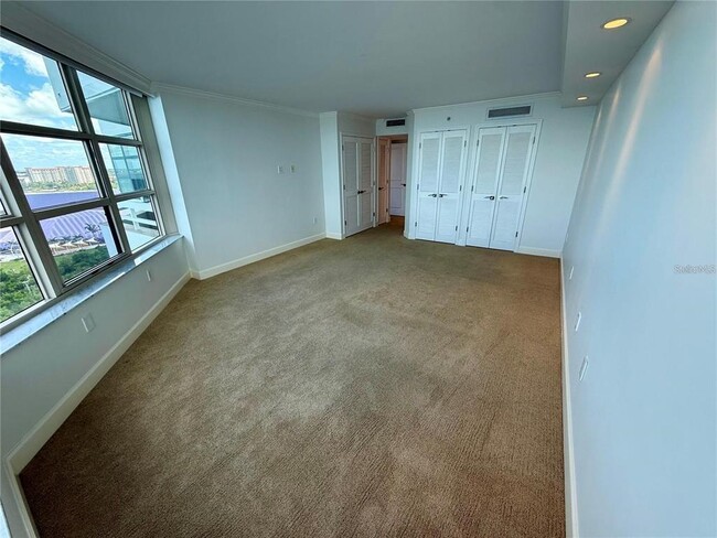 Building Photo - 988 Blvd of the Arts