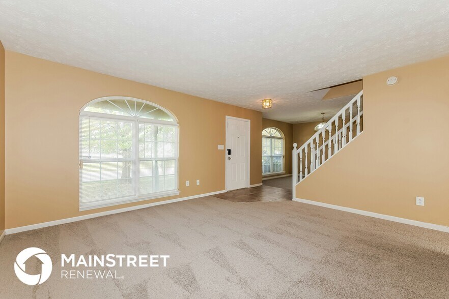 Building Photo - 11045 Falls Church Dr