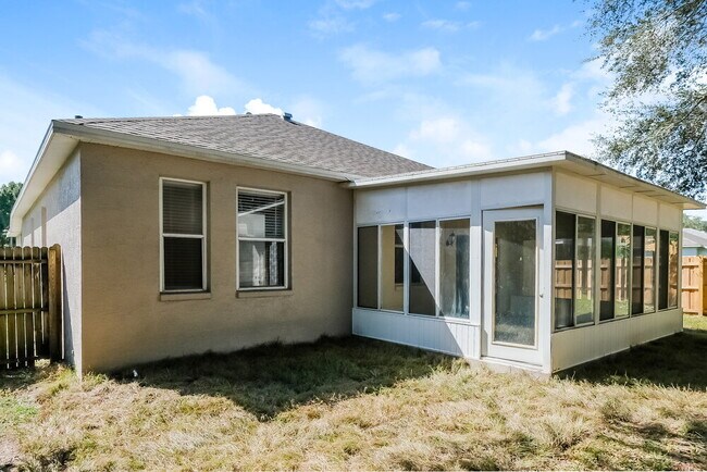 Building Photo - 5213 Watson Rd