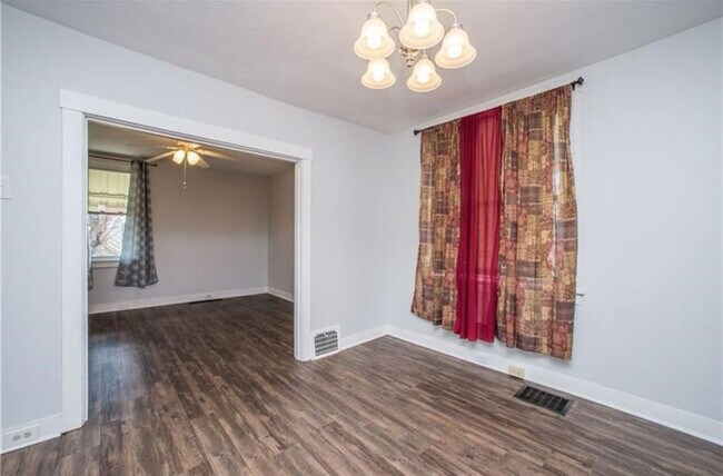 Building Photo - 18 Jacob St