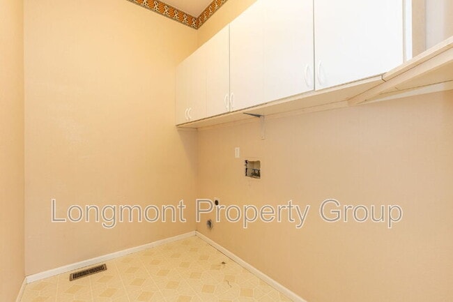 Building Photo - 1718 Polo Way