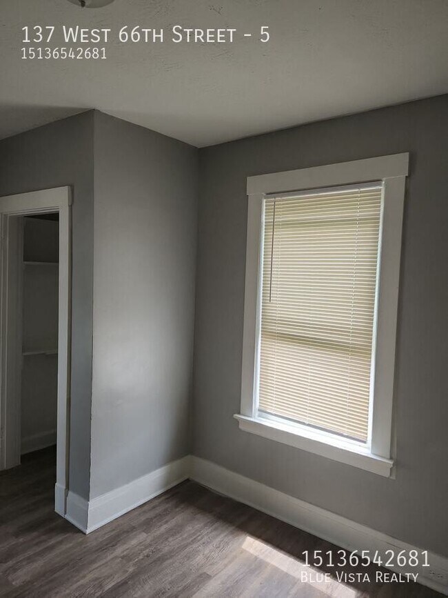 Building Photo - 137 W 66th St