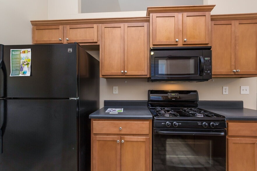 Building Photo - 2087 Peach Shoals Cir