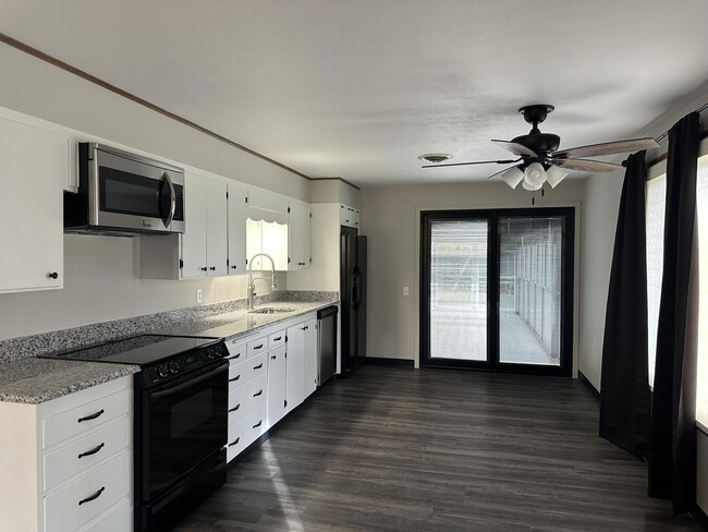 Building Photo - 260 John The Diver Trail