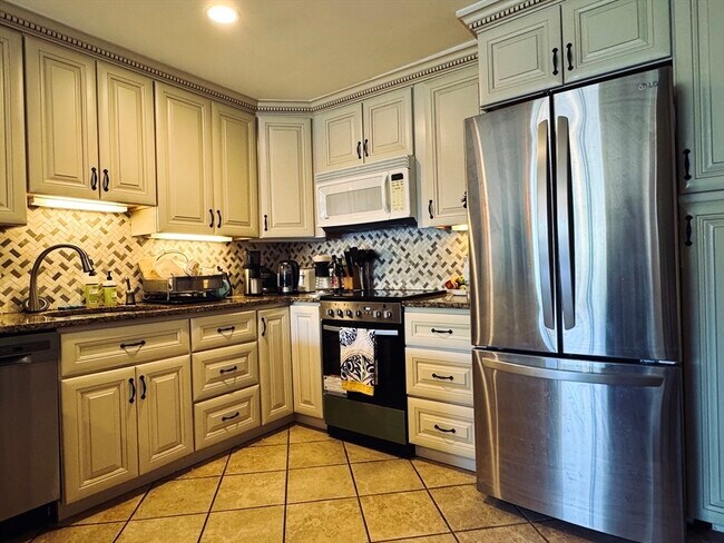 Building Photo - 2192 Massachusetts Ave