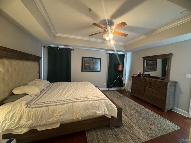 Building Photo - 468 Shamrock Dr