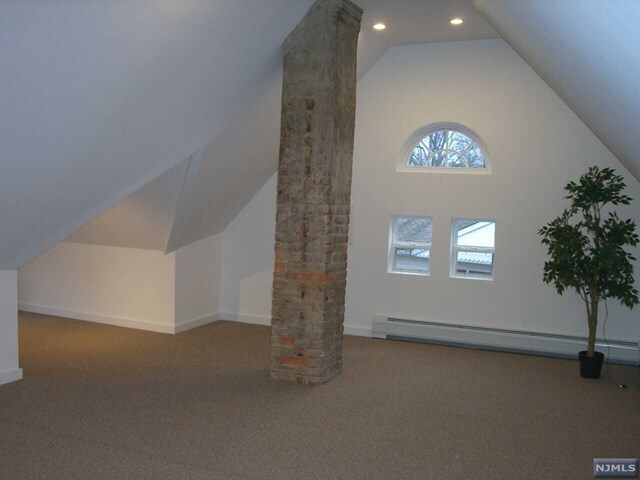 Building Photo - 27 Bellevue Terrace