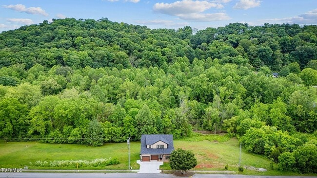 Building Photo - 1007 Shadyside Dr