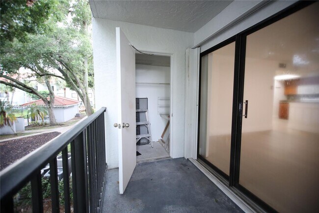 Building Photo - 9200 W Atlantic Blvd
